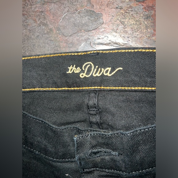 Old Navy - the Diva black jeans - NWOT - Picture 3 of 7
